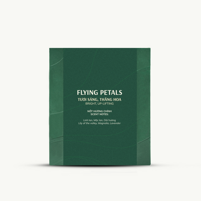 Nến thơm Flying Petals 250g